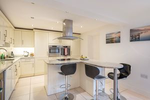 Photo 14- click for photo gallery